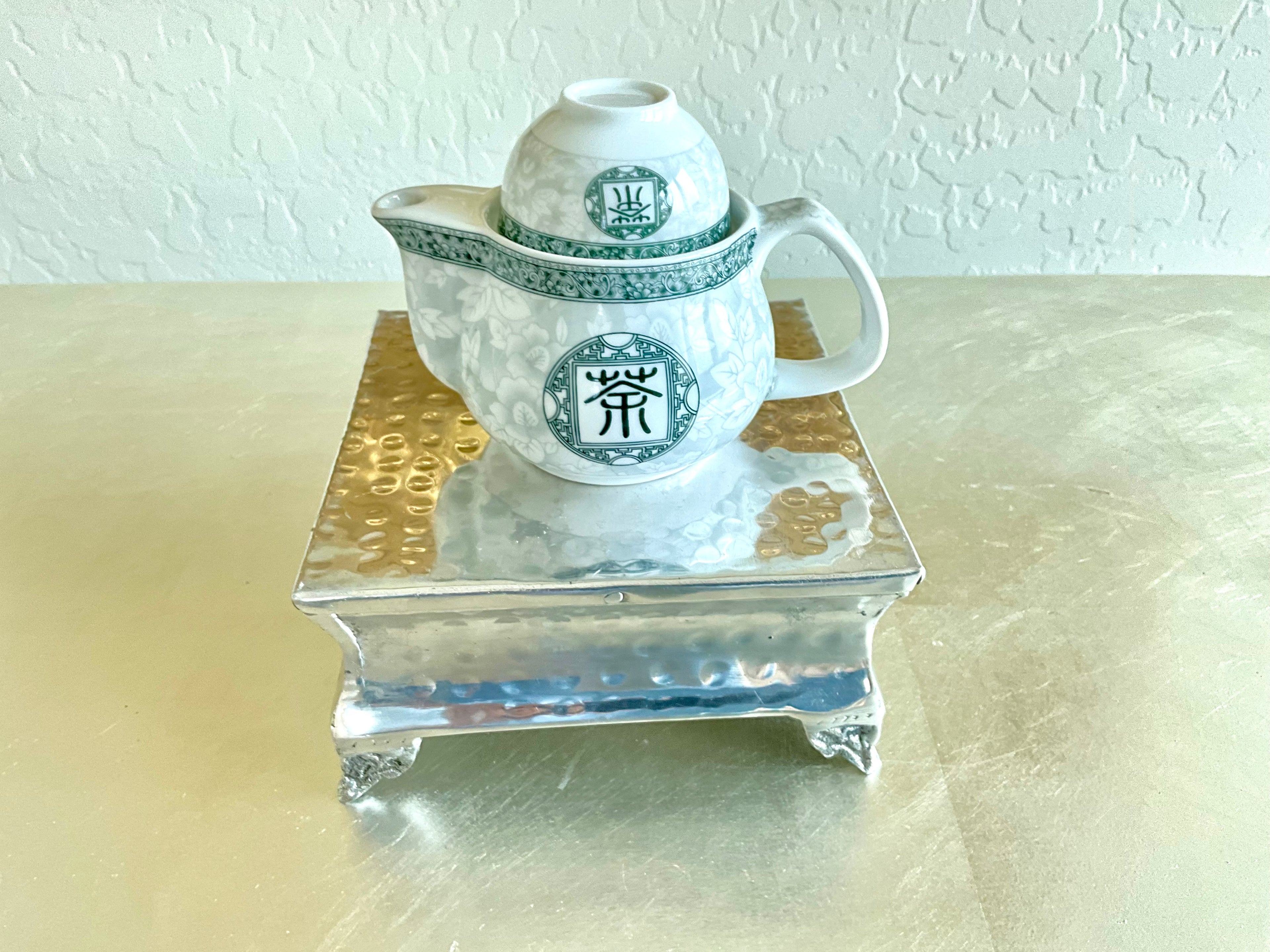 1 Small Vintage Single Teapot & Cup, China