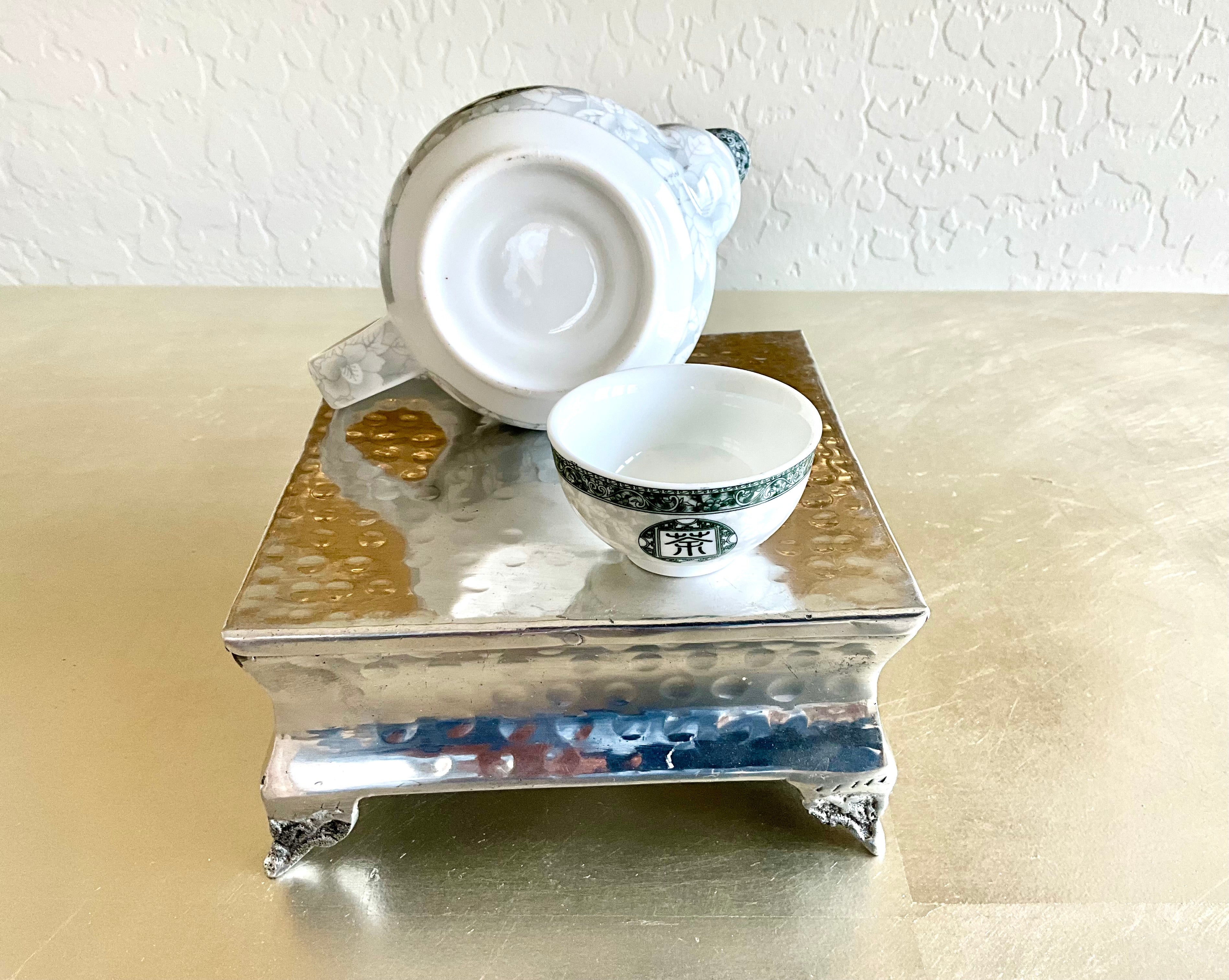 1 Small Vintage Single Teapot & Cup, China