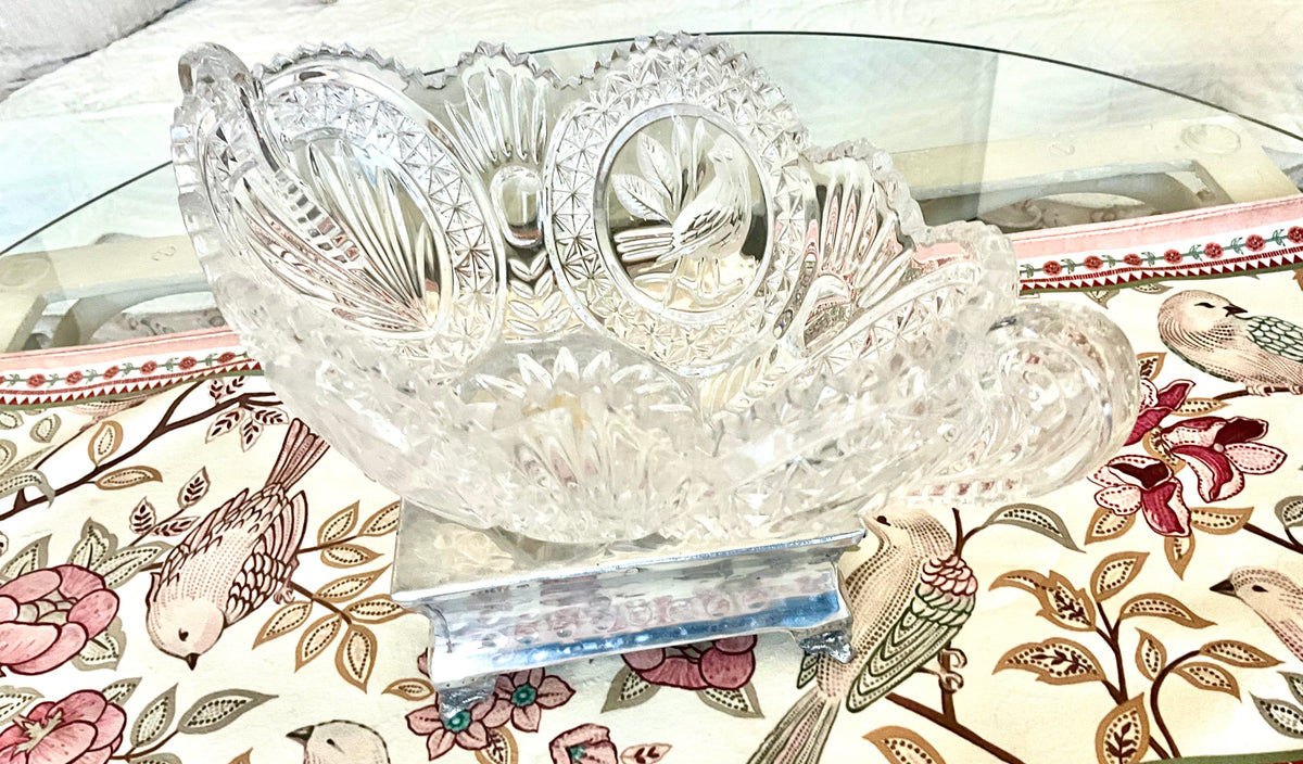 Vintage Hofbauer Byrdes Collection 13-Inch Handled Crystal Bowl
