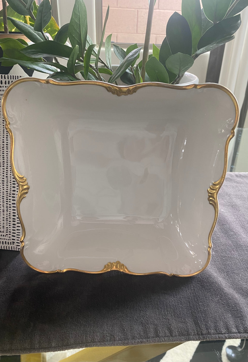 Edelstein Bavaria Antique Large Serving Bowl, Maria-Theresia. Canterbury