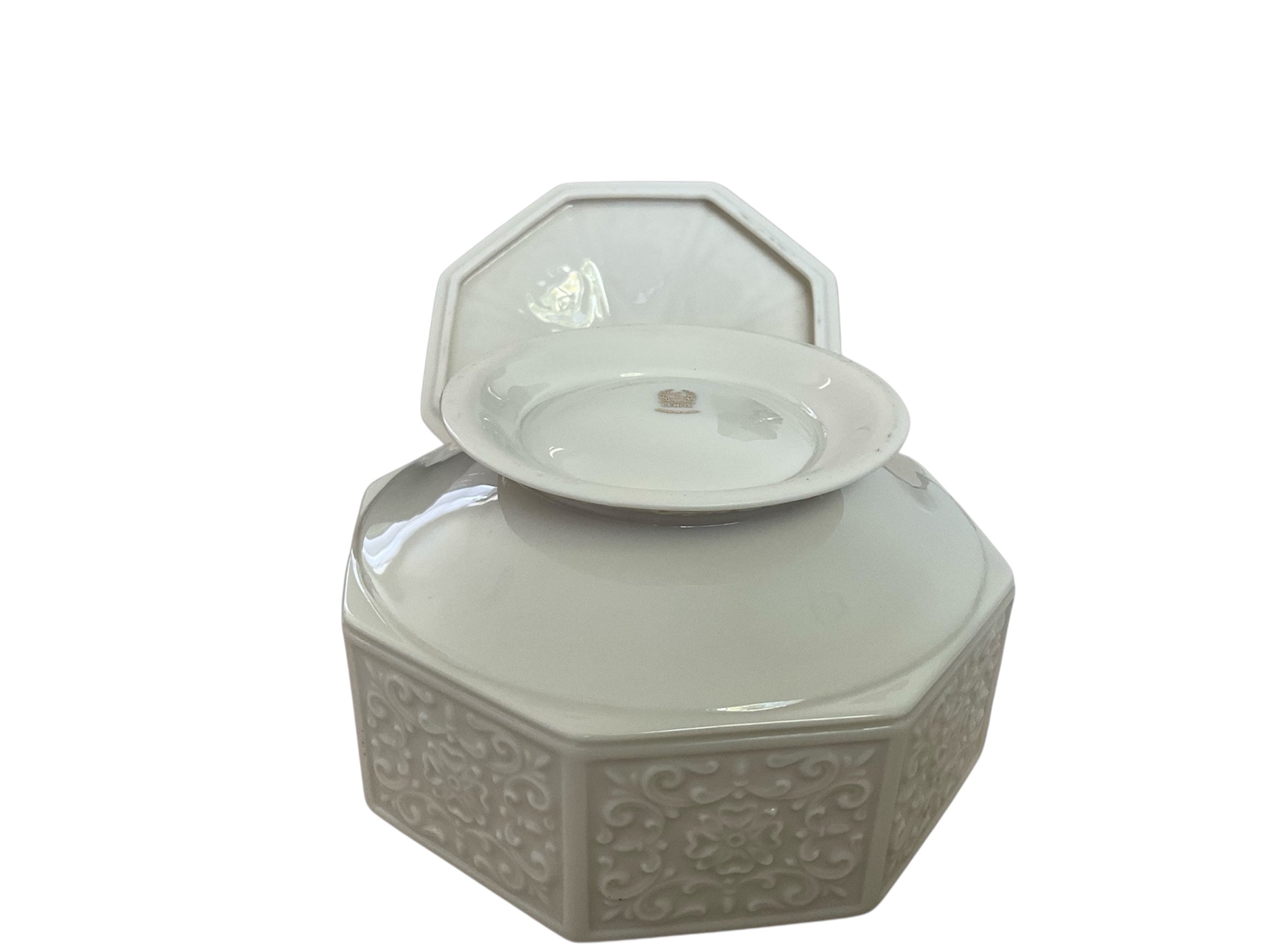 Lenox Embossed Chatham Collection Candy, Nut Dish